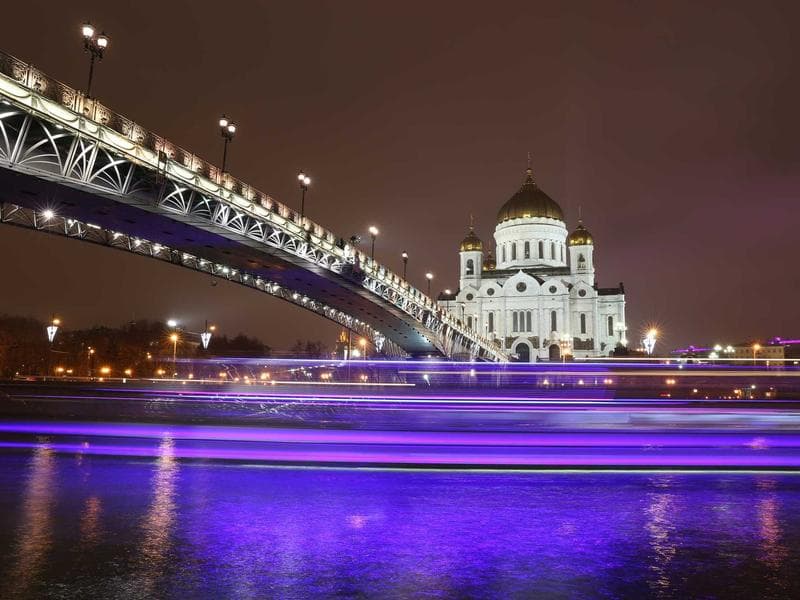 Garden cottage with valley views — photo 19 of 20